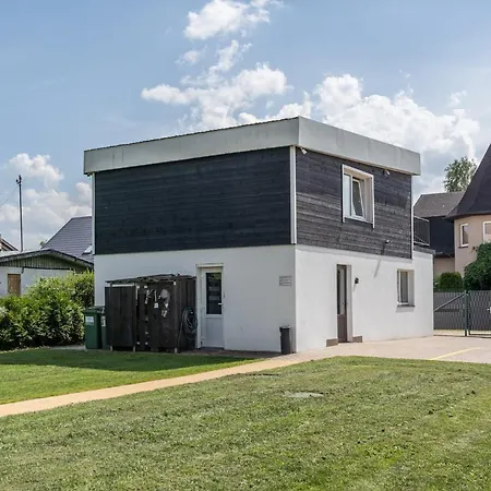 Feriehus 4 Bedroom House With Playground, Bbq & Free Parking