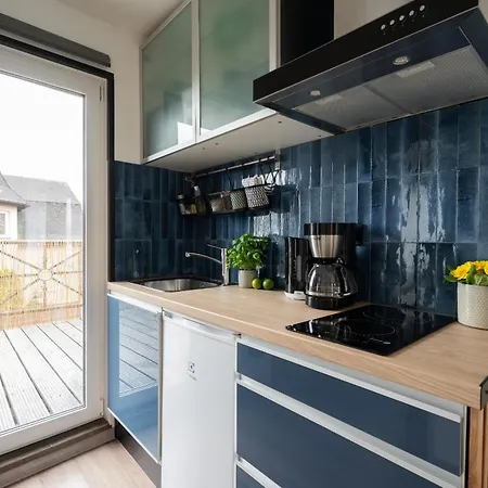 Feriehus 4 Bedroom House With Playground, Bbq & Free Parking *