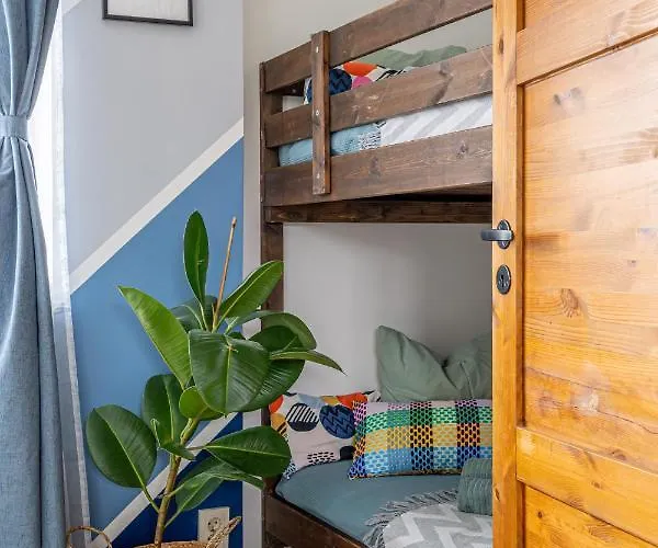 度假居 4 Bedroom House With Playground, Bbq & Free Parking *