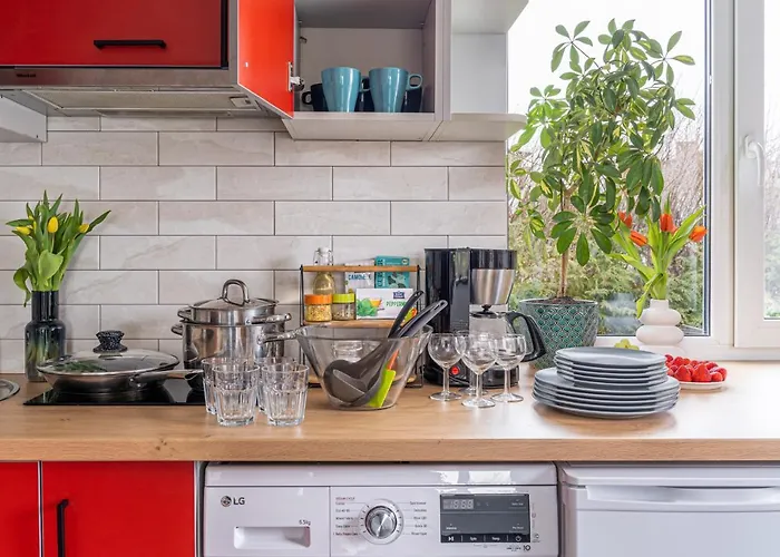 4 Bedroom House With Playground, Bbq & Free Parking 度假居 *