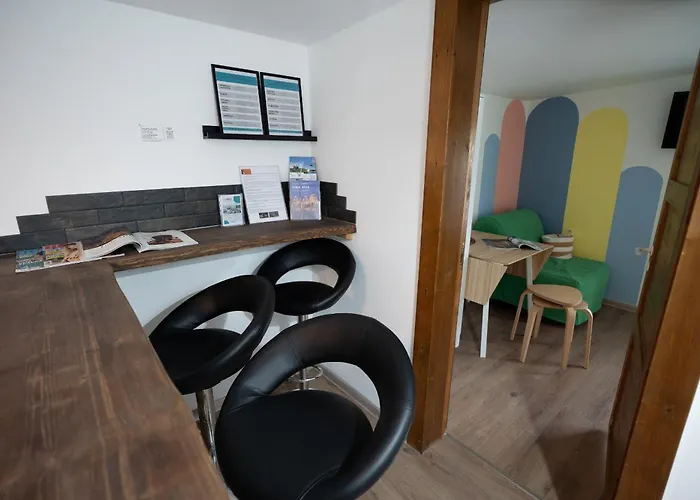 4 Bedroom House With Playground, Bbq & Free Parking * 里加