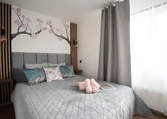 4 Bedroom House With Playground, Bbq & Free Parking