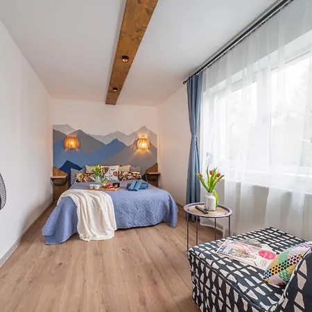 4 Bedroom House With Playground, Bbq & Free Parking * 리가