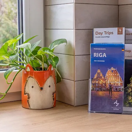 4 Bedroom House With Playground, Bbq & Free Parking Vakantiehuis