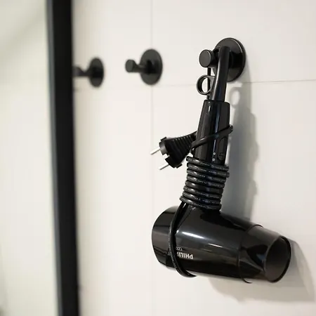 Vakantiehuis 4 Bedroom House With Playground, Bbq & Free Parking Riga