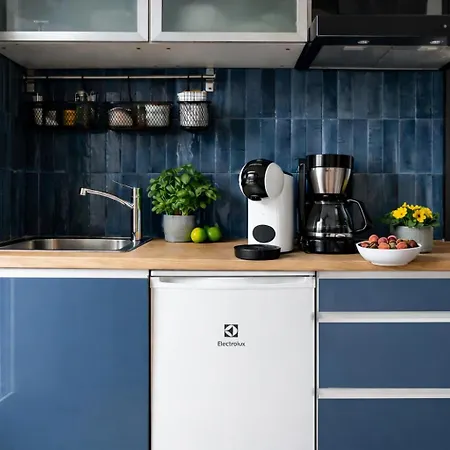 Holiday home 4 Bedroom House With Playground, Bbq & Free Parking