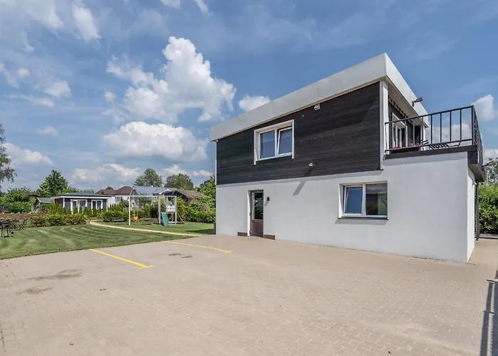 4 Bedroom House With Playground, Bbq & Free Parking * Riga