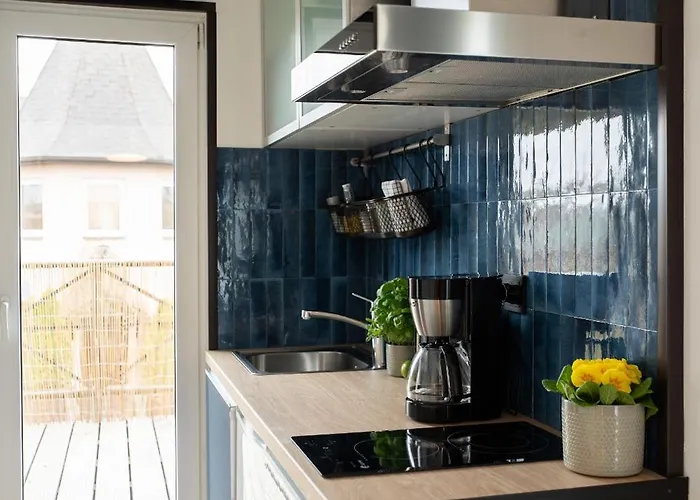 4 Bedroom House With Playground, Bbq & Free Parking Riga